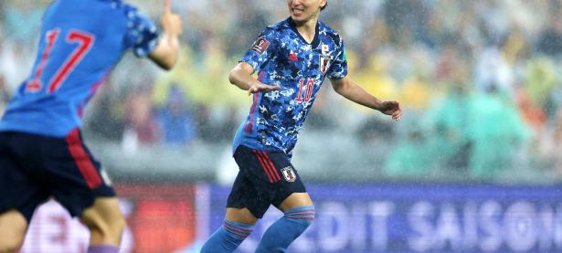 开云体育-关于意大利-逼平波士尼亚，名列小组前列的信息