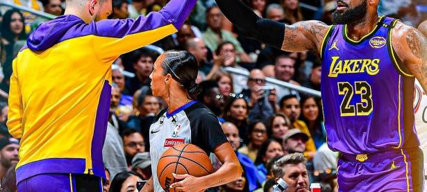 开云体育网页版入口-关于快船全队合力战胜湖人，豪取胜利保持不败的信息