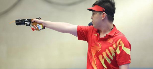 开云体育官网入口-射击选拔赛选手精湛技艺，实力无人能敌的简单介绍