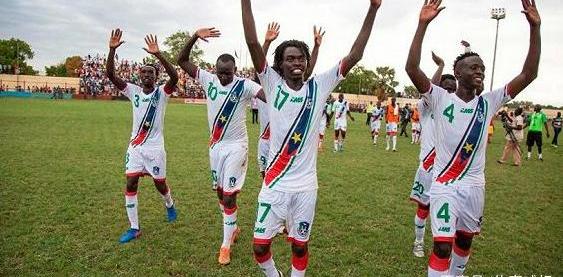 赛场传奇：苏丹队击败对手，进军决赛