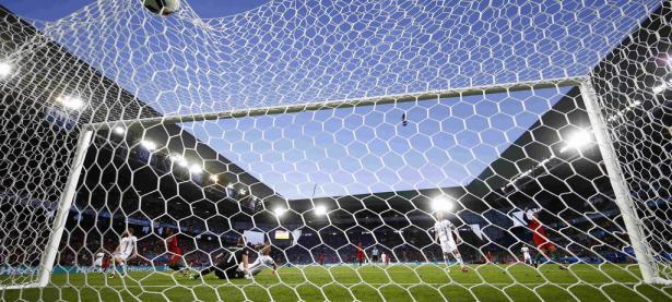 开云体育在线登录-激情四射！欧洲洲际争霸赛再度开启