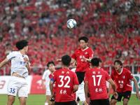 顶级比赛庄严启幕，产生许多精彩瞬间