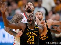 开云体育在线-包含猛龙险胜骑士，范弗利特率队绝杀的词条