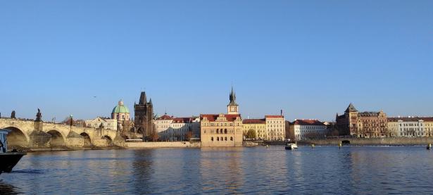 开云体育官网-捷克斯洛伐克匈牙利战罢，赛场上的风云变幻的简单介绍