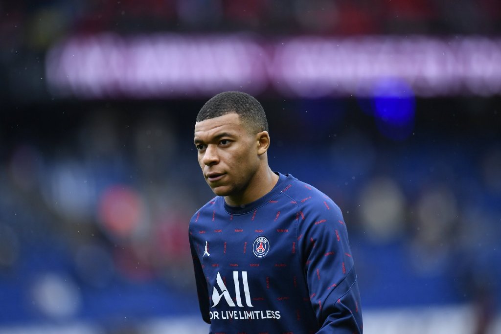 波尔多球员传射破门，使比分逆转