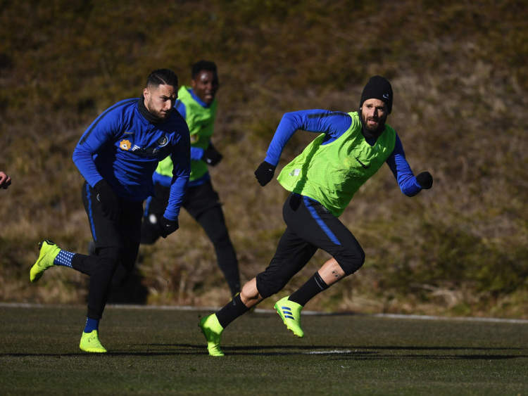 包含杜塞尔多夫主场取胜,实现三分保级的词条 包含杜塞尔多夫主场取胜,实现三分保级的词条