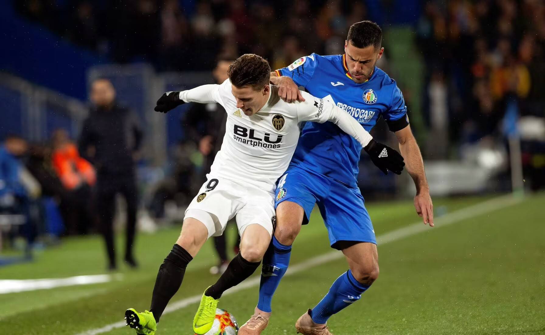 瓦伦西亚遭遇困境，被对手逆转