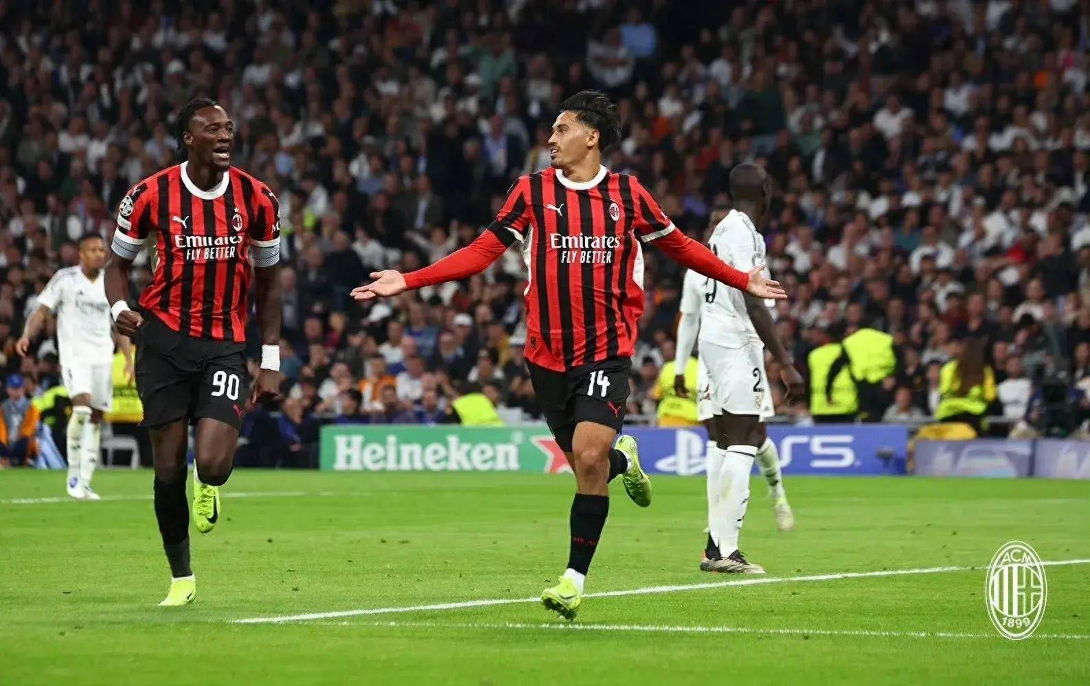 包含AC米兰主场告捷，继续紧追领先者的词条