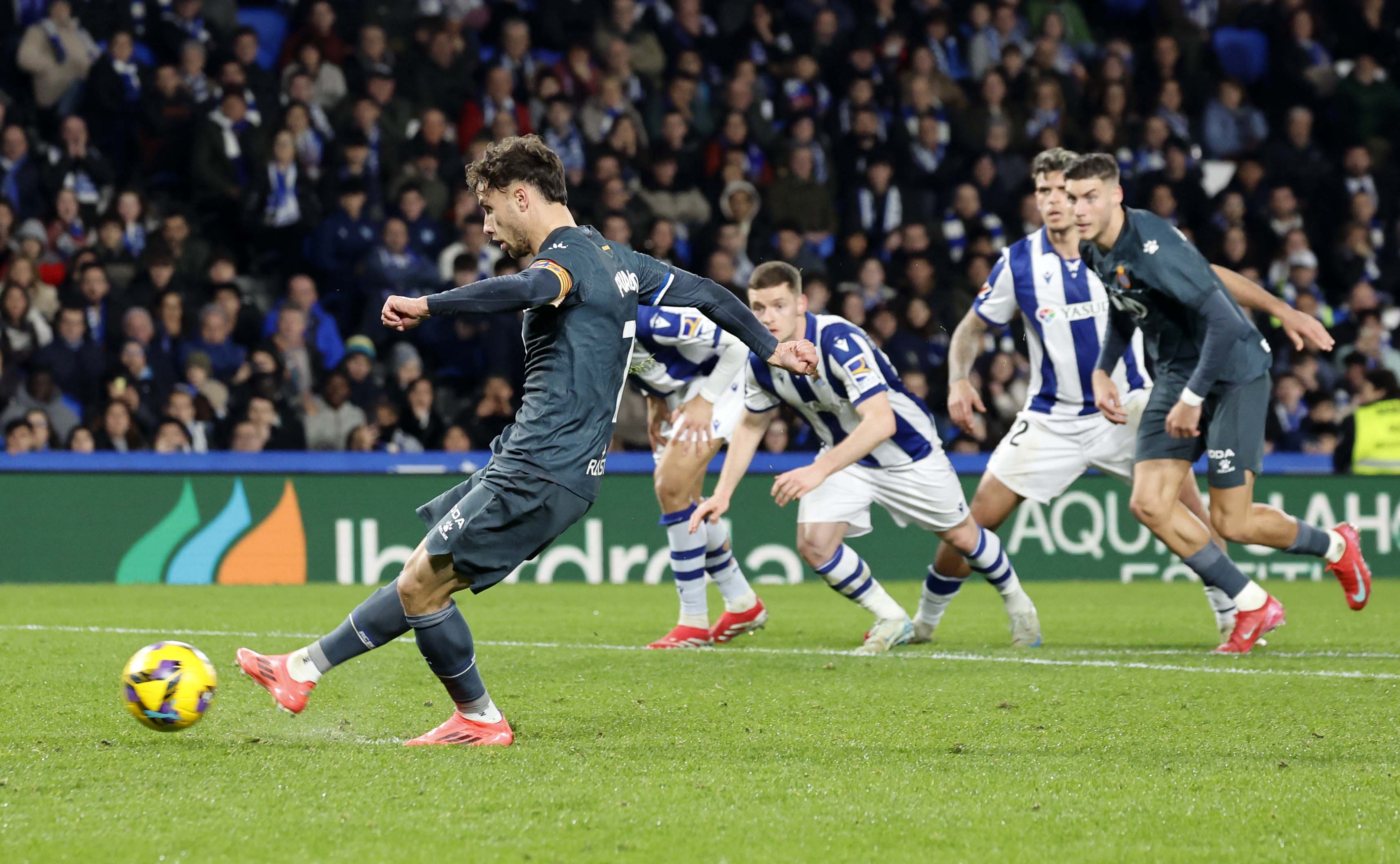 包含萨斯塔彻客场不敌对手,失去机会的词条 包含萨斯塔彻客场不敌对手,失去机会的词条