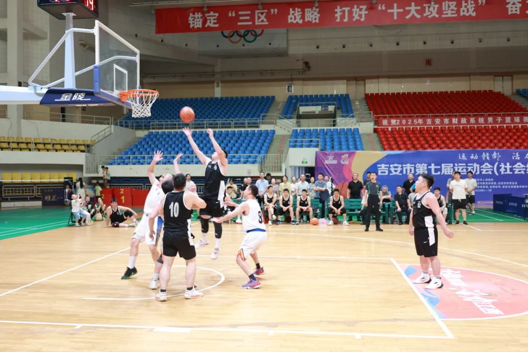 天津男篮全队贡献,实现团队合作胜利 天津男篮全队贡献,实现团队合作胜利