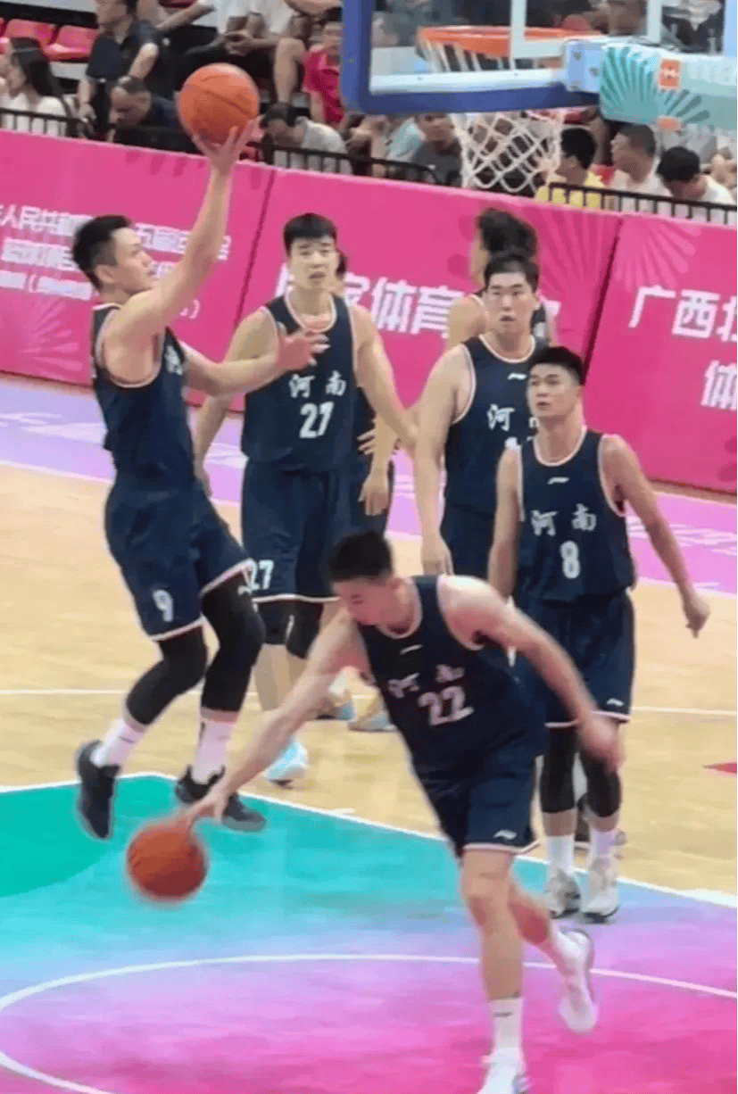 包含河南男篮三连胜，排名大幅提升的词条