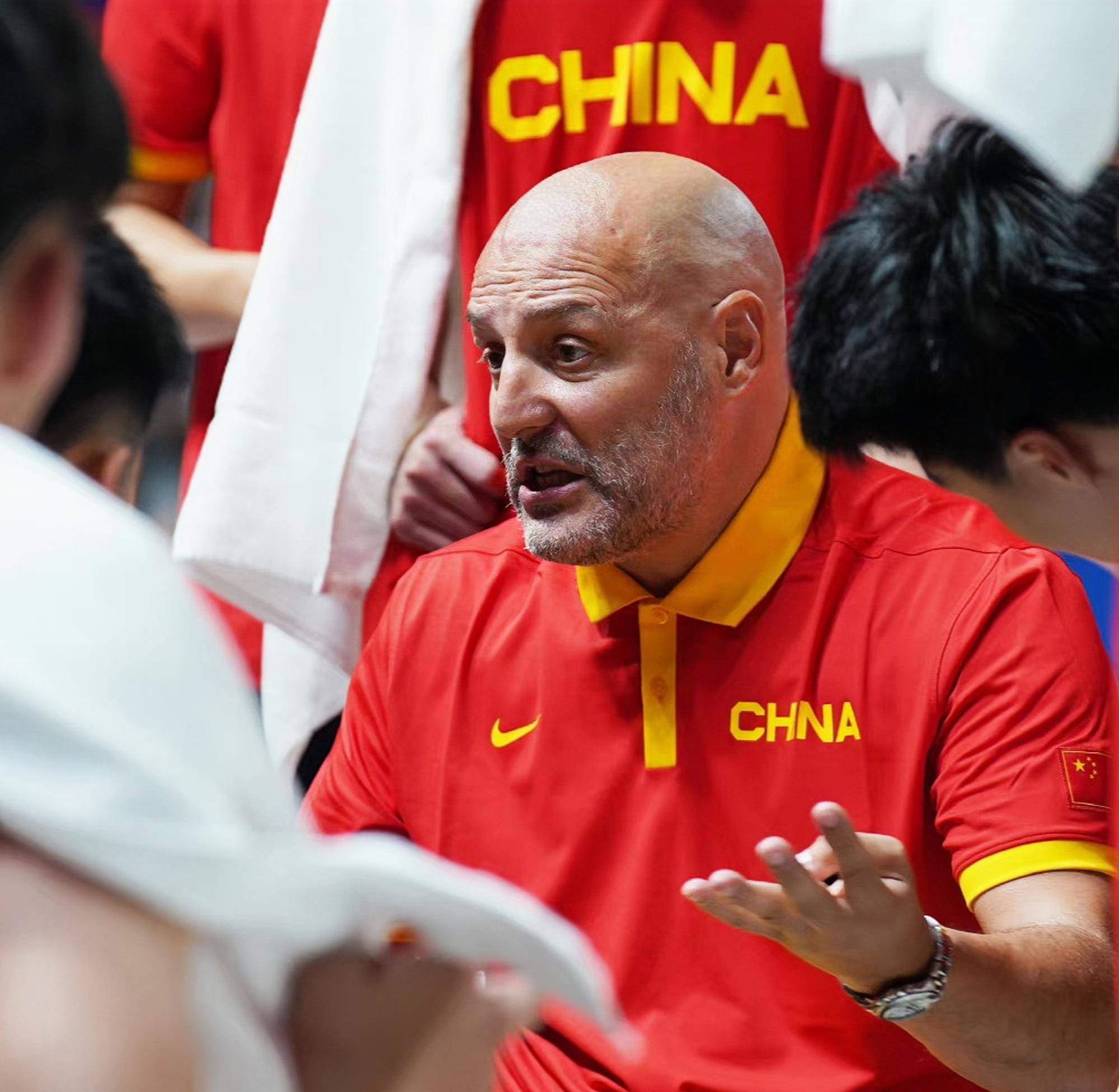 塞尔维亚击败卢森尼亚,小组出线前景一片大好 塞尔维亚击败卢森尼亚,小组出线前景一片大好