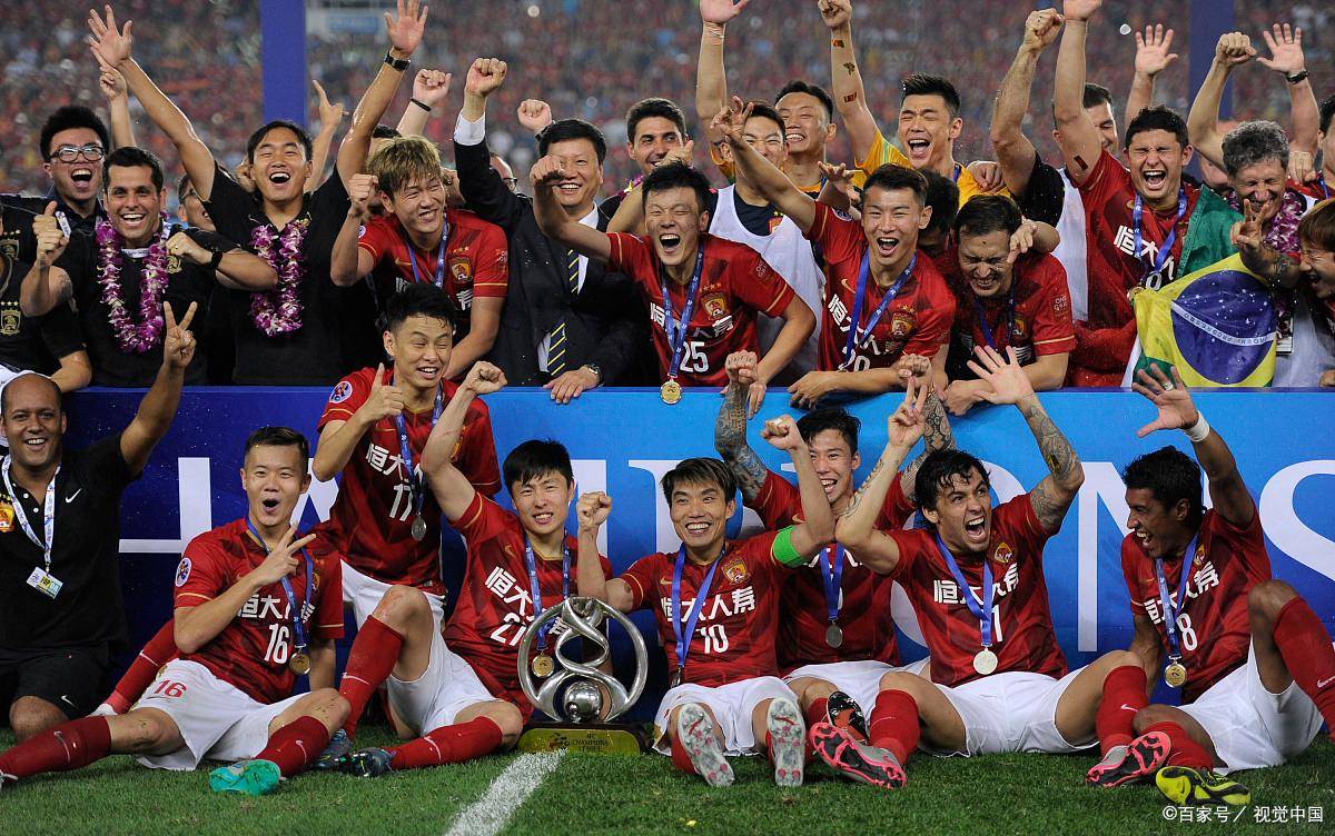 亚洲足球明星在赛季揭幕展现实力 亚洲足球明星在赛季揭幕展现实力