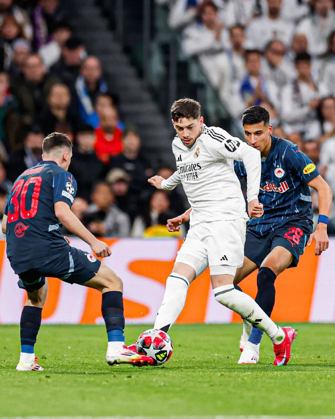 姆巴佩梅开二度,巴黎主场轻松击败南特 姆巴佩梅开二度,巴黎主场轻松击败南特