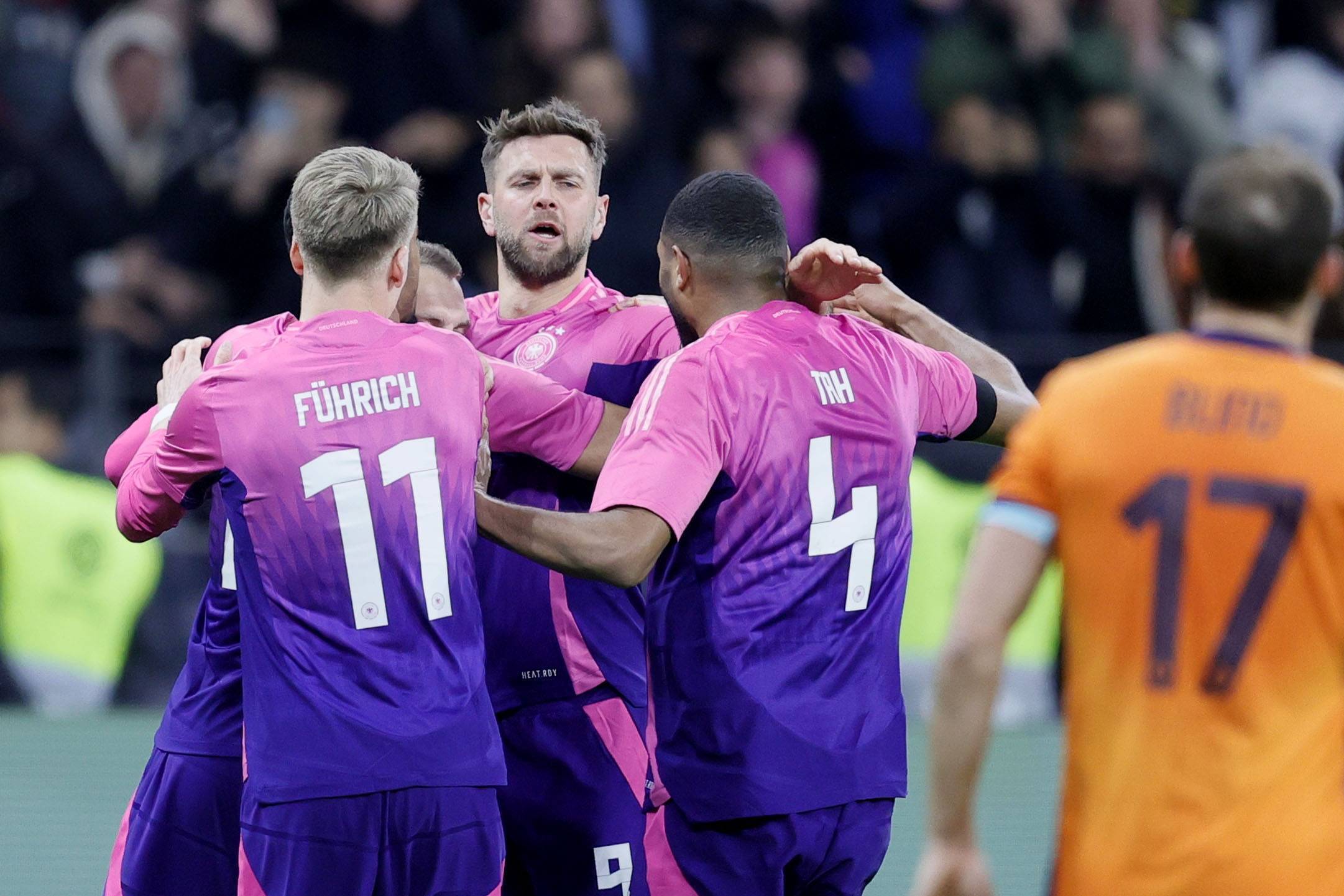 德国队连续两场大胜,欧洲杯预选赛实力暴涨 德国队连续两场大胜,欧洲杯预选赛实力暴涨