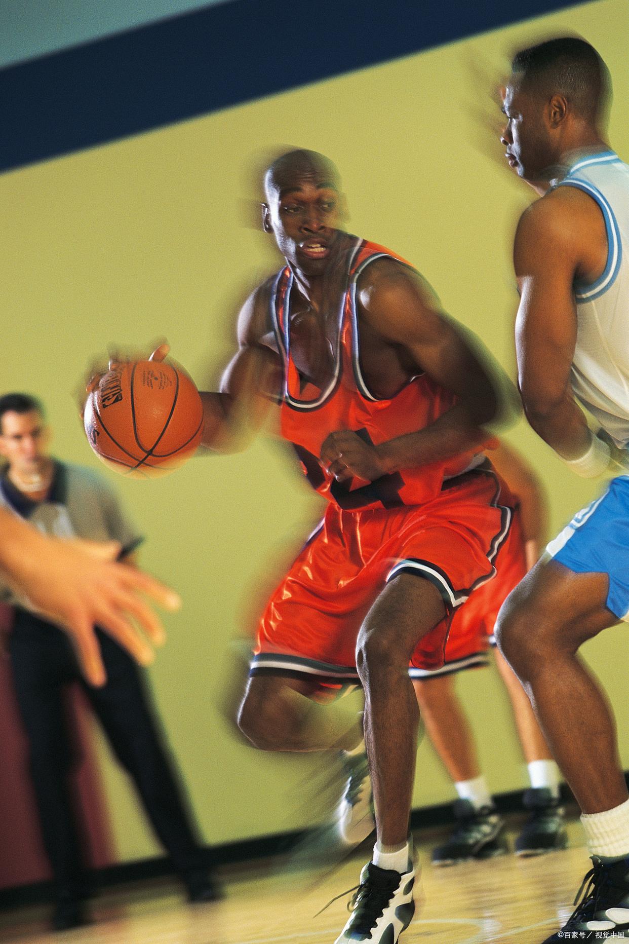 球场传奇：篮球明星的传奇故事的简单介绍