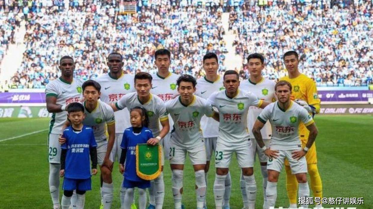 比赛中的激情战斗，球队士气高涨的简单介绍