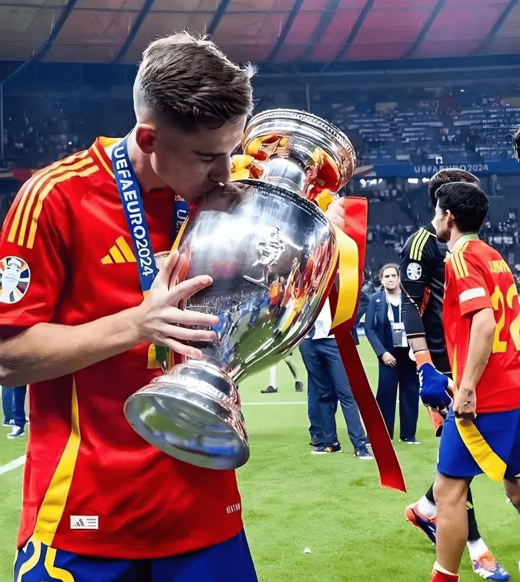 关于塞维利亚客场险胜,继续稳步前进的信息 关于塞维利亚客场险胜,继续稳步前进的信息